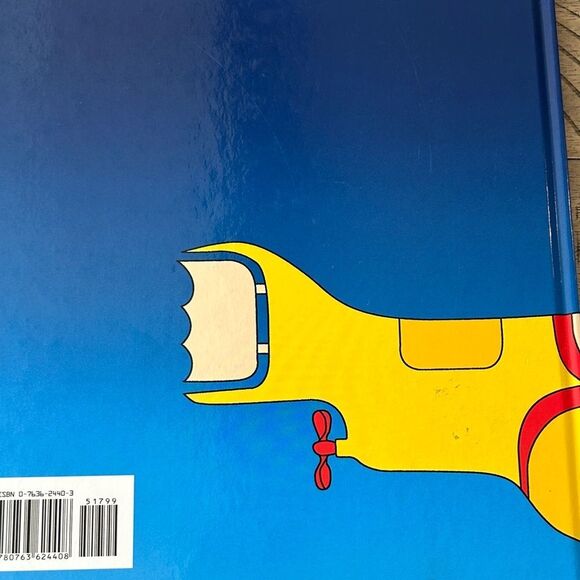 The Beatles Yellow Submarine Book - Picture 7 of 17